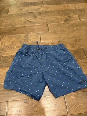 North face men’s shorts